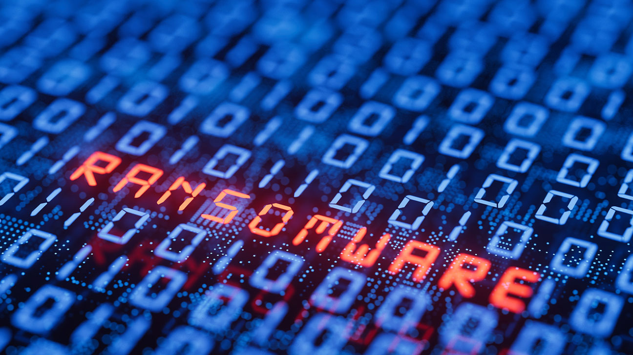 InfoGuard Cyber Security CTI Insights: Ransomware Schriftzug inmitten binaeren Zahlen